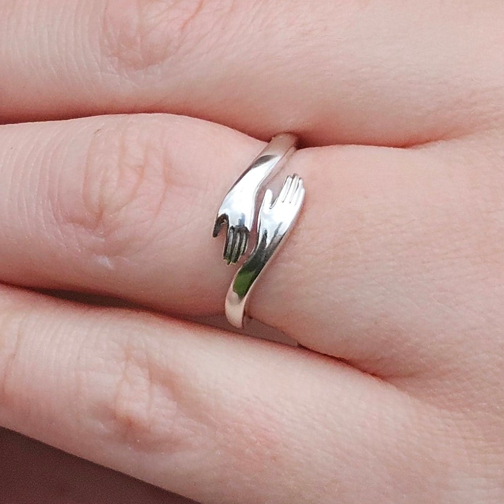 Hug Ring